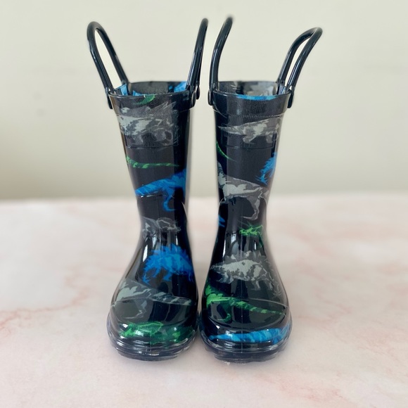 Western Chief || Toddler Dinosaur Light-Up Rain Boots, Size 5 - Picture 3 of 6